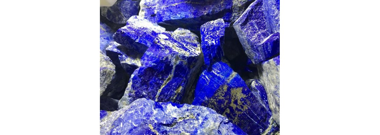 Lapis Lazuli - Bagsiden af Medaljen 