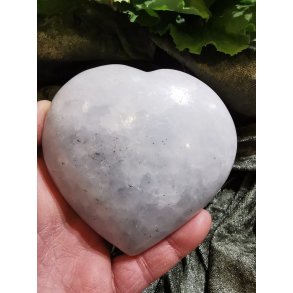 Smuk Lys Bl Calcit Sten Hjerte - B kvalitet - 450g - 9,2 cm