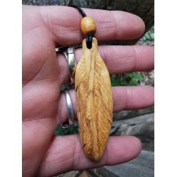 Smukt Palo Santo Lille Fjer Vedhng nr. 2