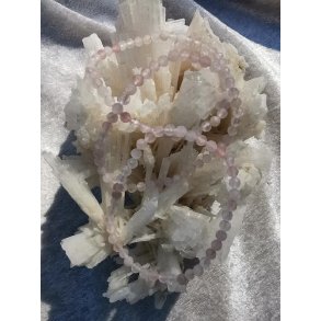 Smukt Rosenkvarts Armbnd 3-4 mm Facet