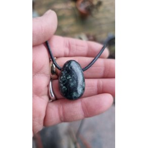 Smukt og Eksklusivt Serafinit Sten Smykke Vedhng nr. 25