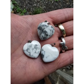 Smuk Lille Howlit Sten Hjerte Smykke Vedhng - 2cm