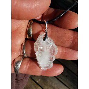 Eksklusivt Smukt Faden Kvarts - Bjergkrystal Vedhng fra Pakistan Nr. 37