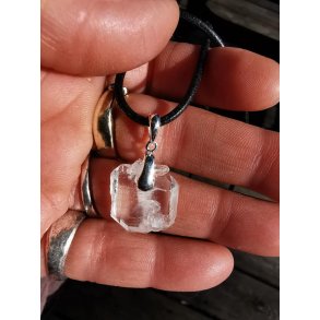 Eksklusivt Smukt Faden Kvarts - Bjergkrystal Vedhng fra Pakistan Nr. 45