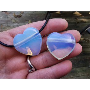 Smukt Opalit Glas Hjerte Vedhng - 4 cm 