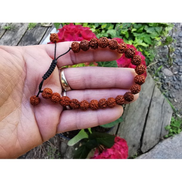 Rudraksha Fr Mala Armbnd