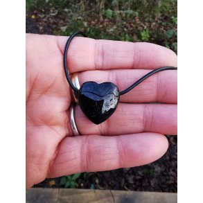 Smukt Rustikt Sort Turmalin Hjerte Vedhng Smykke - 2 cm